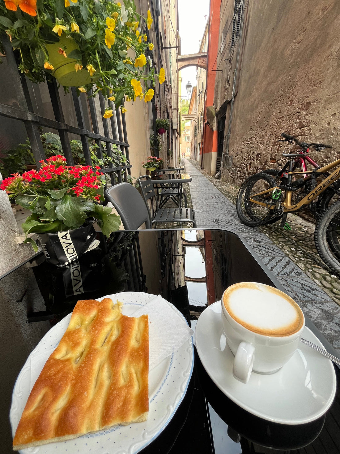 Coffee in Italy vs. the U.S.: What Finale Ligure Taught Me About Italian Coffee Culture